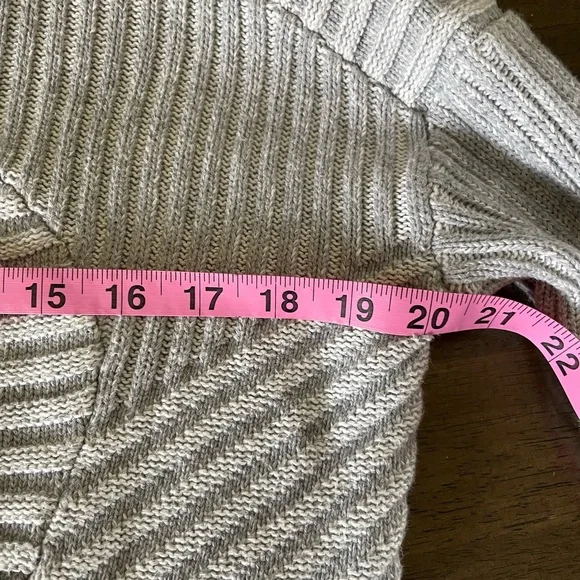 LULULEMON Scuba Ribbed full zip cardigan hoodie; size 10; grey - Picture 6 of 6